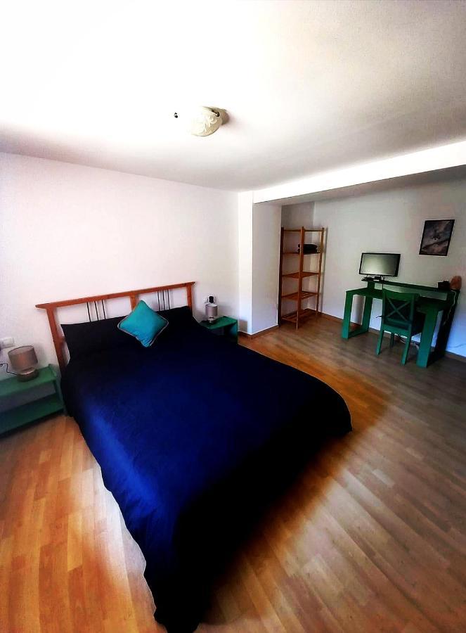 Cornu Karma Apartment Siuranella Cornudella de Montsant Luaran gambar