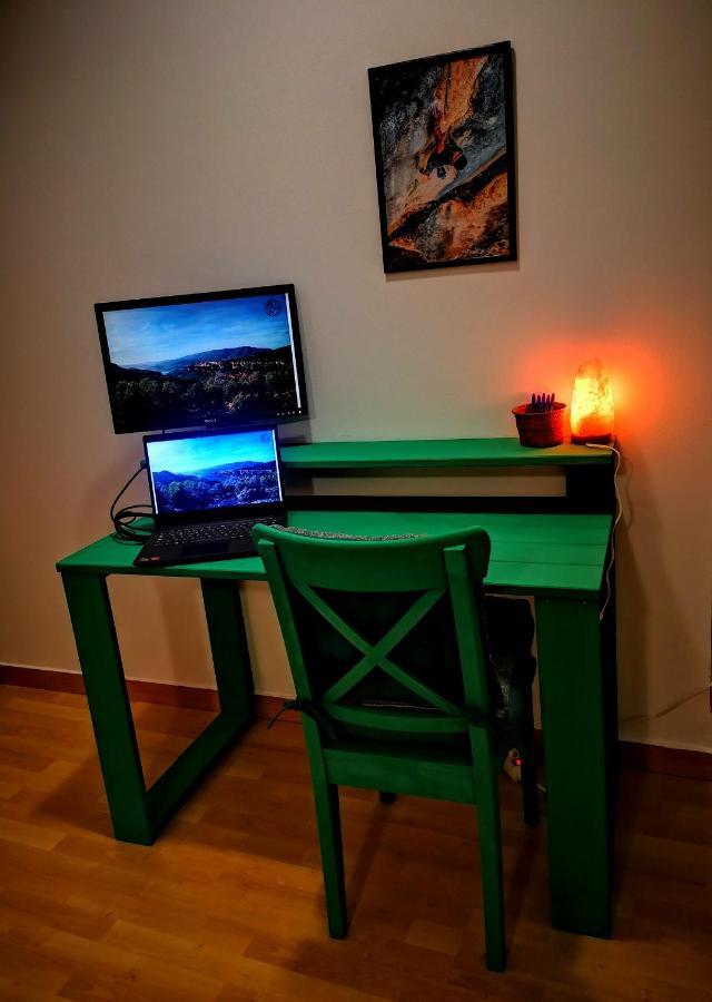 Cornu Karma Apartment Siuranella Cornudella de Montsant Luaran gambar
