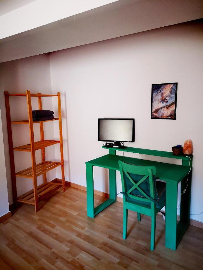 Cornu Karma Apartment Siuranella Cornudella de Montsant Luaran gambar