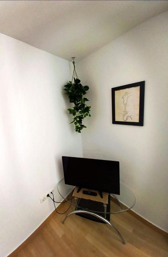 Cornu Karma Apartment Siuranella Cornudella de Montsant Luaran gambar